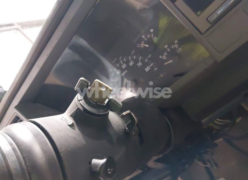 Photo 11 of 1992 Gmc Sierra C1500 (VIN 1GTDC14H7NZ535845)