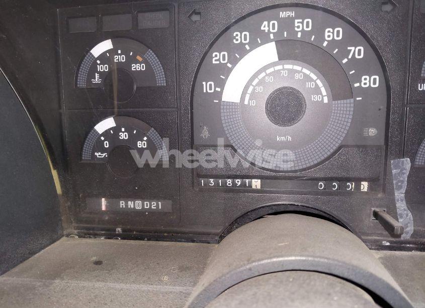 Photo 7 of 1988 Gmc Gmt-400 C1500 (VIN 1GTDC14K0JZ563542)