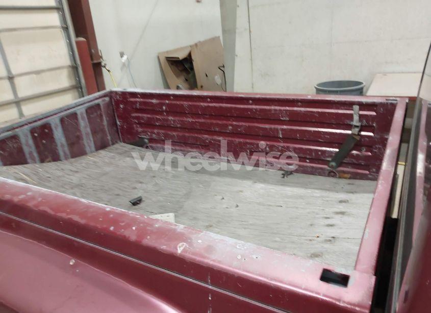 Photo 8 of 1988 Gmc Gmt-400 C1500 (VIN 1GTDC14K0JZ563542)