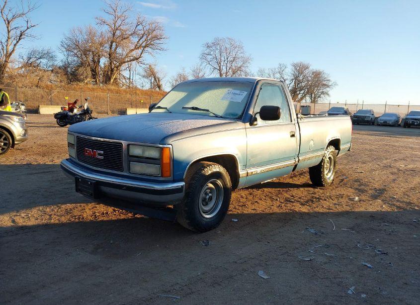 Photo 2 of 1990 Gmc Sierra C1500 (VIN 1GTDC14K3LE550472)