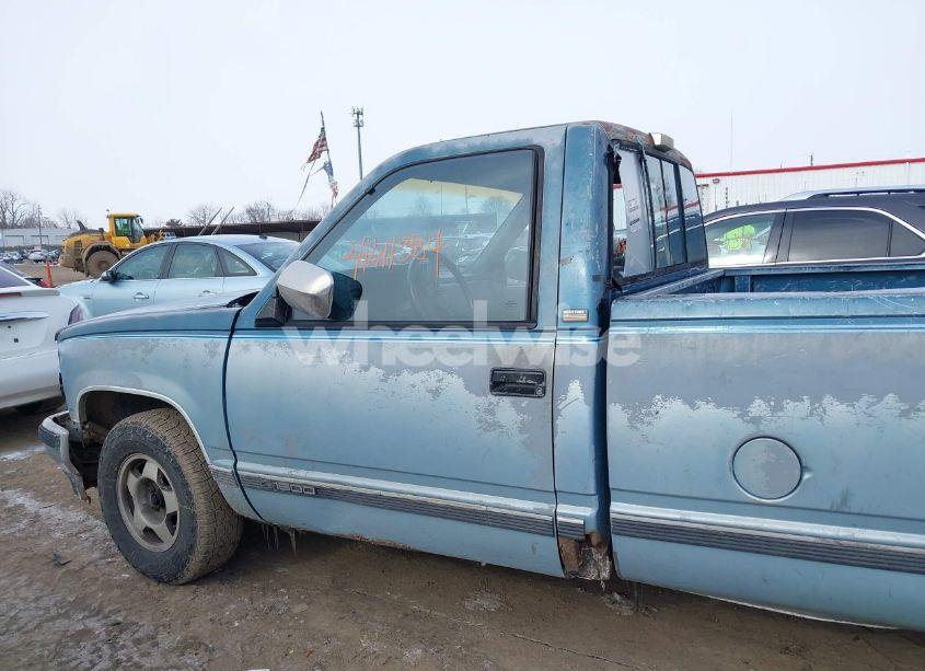 Photo 13 of 1991 Gmc Sierra C1500 (VIN 1GTDC14K3ME502505)