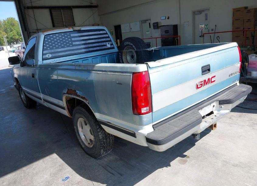 Photo 3 of 1990 Gmc Sierra C1500 (VIN 1GTDC14K6LE515215)