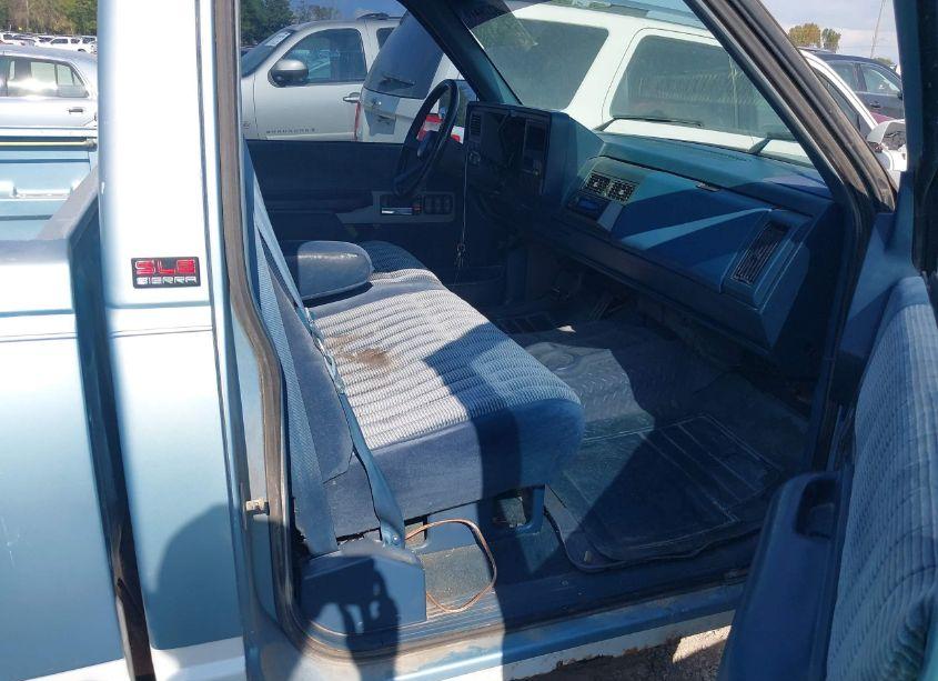 Photo 5 of 1990 Gmc Sierra C1500 (VIN 1GTDC14K6LE515215)