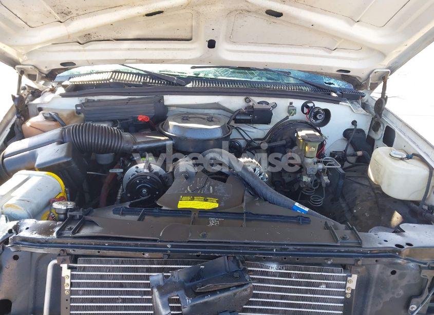 Photo 10 of 1994 Gmc Sierra C1500 (VIN 1GTDC14Z4RZ569790)