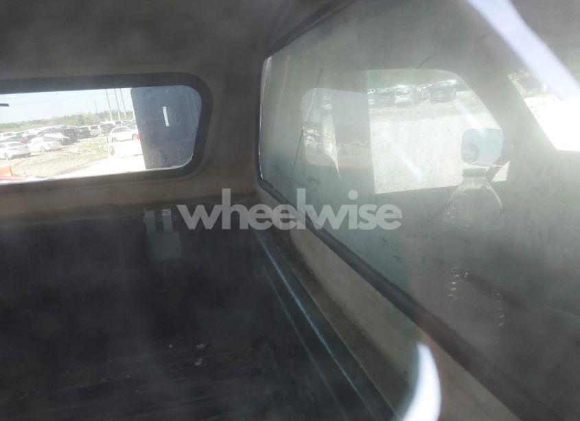 Photo 8 of 1994 Gmc Sierra C1500 (VIN 1GTDC14Z8RZ534248)