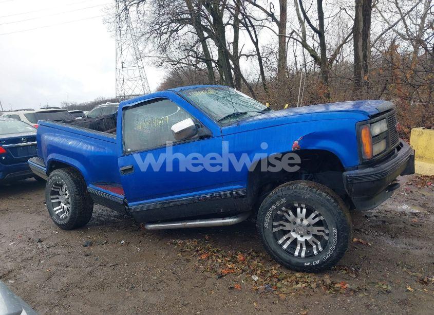 Photo 13 of 1990 Gmc Sierra K1500 (VIN 1GTDK14K1LZ520477)