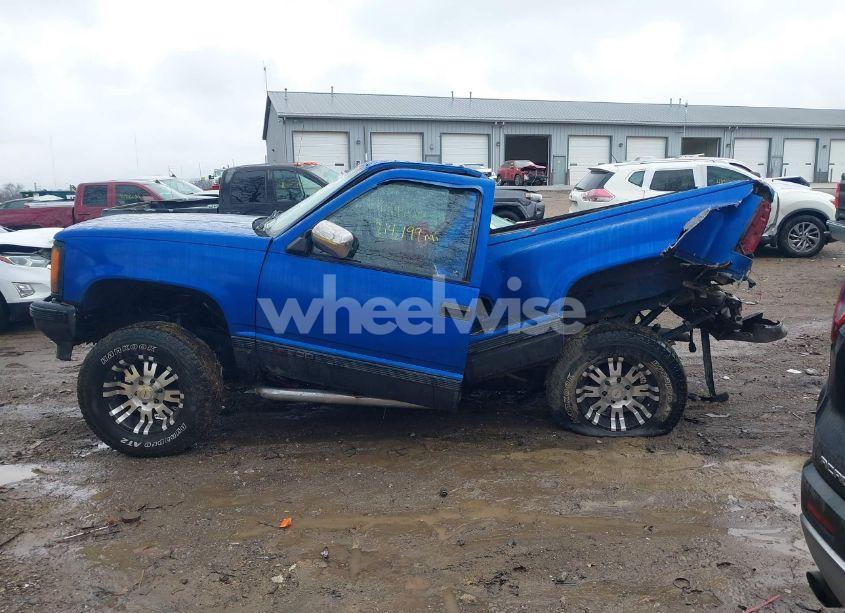 Photo 14 of 1990 Gmc Sierra K1500 (VIN 1GTDK14K1LZ520477)