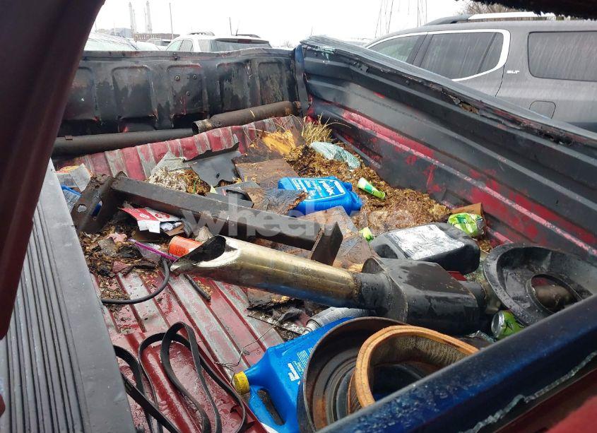 Photo 8 of 1990 Gmc Sierra K1500 (VIN 1GTDK14K1LZ520477)