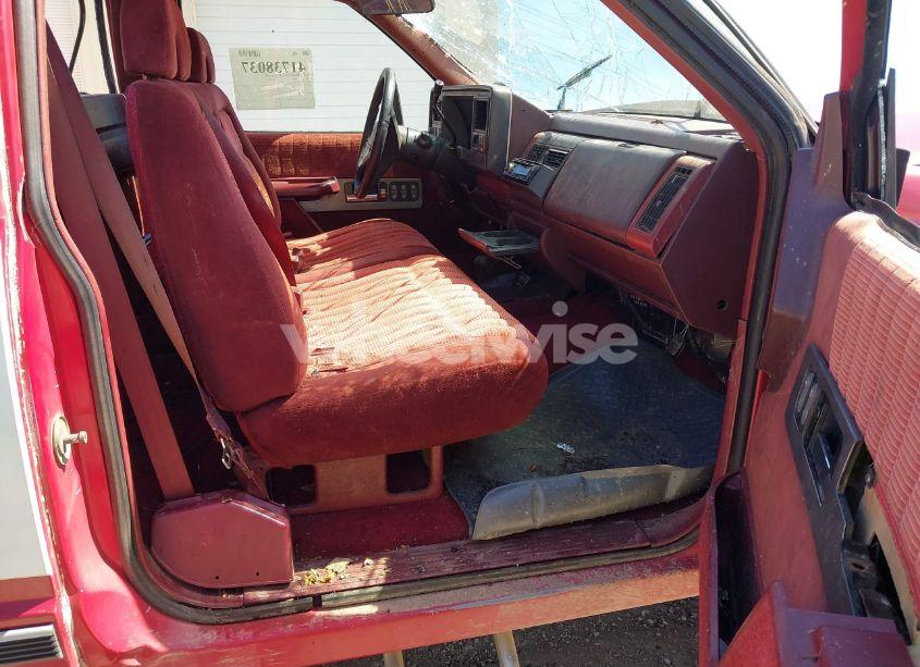 Photo 5 of 1990 Gmc Sierra K1500 (VIN 1GTDK14K6LZ556746)