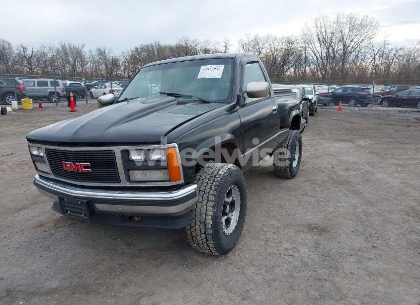 Photo 2 of 1988 Gmc Gmt-400 K1500 (VIN 1GTDK14K7JZ536955)