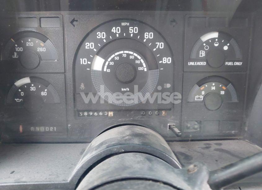 Photo 7 of 1988 Gmc Gmt-400 K1500 (VIN 1GTDK14K7JZ536955)