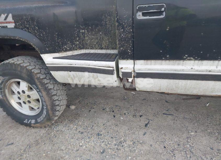 Photo 12 of 1990 Gmc Sierra K1500 (VIN 1GTDK14K8LZ503904)