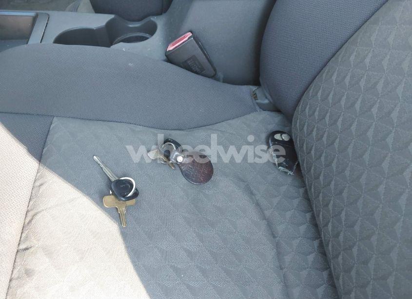 Photo 11 of 2005 Gmc Canyon SLE (VIN 1GTDT136358119832)