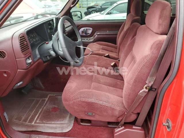 1995 GMC SIERRA C1500 (VIN 1GTEC14K0SZ556760) main photo