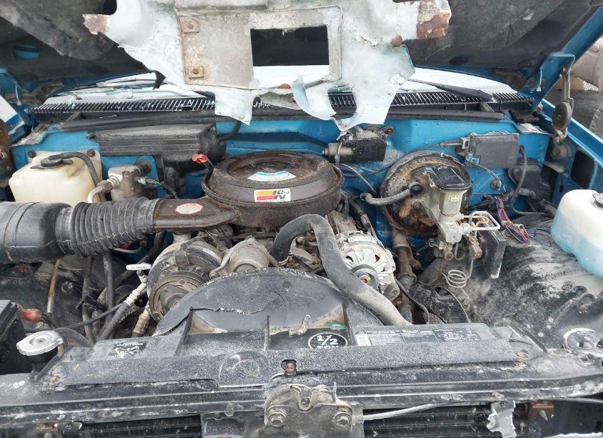 Photo 10 of 1992 Gmc Sierra C1500 (VIN 1GTEC14K1NE529790)