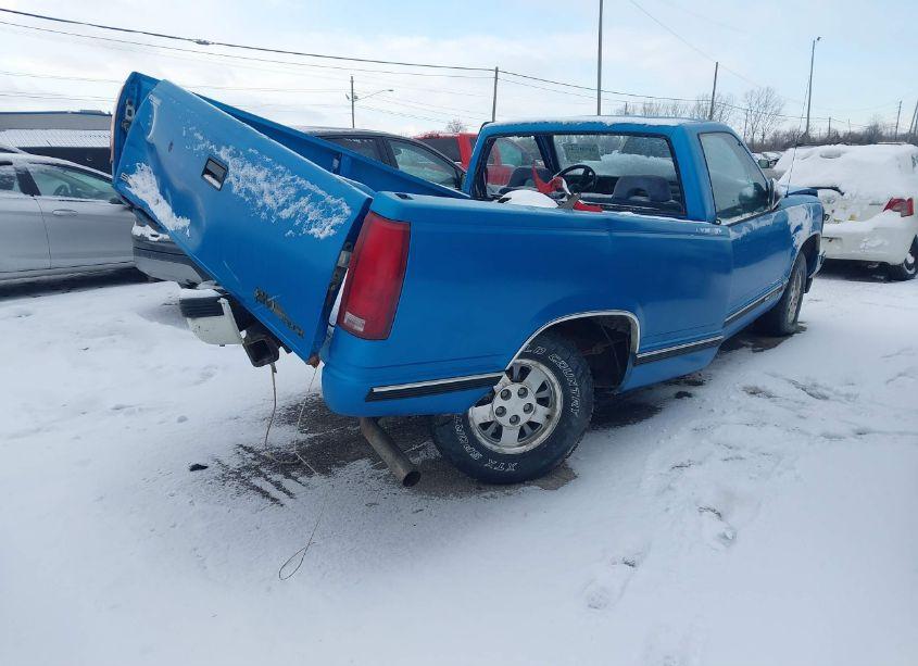 Photo 4 of 1992 Gmc Sierra C1500 (VIN 1GTEC14K1NE529790)