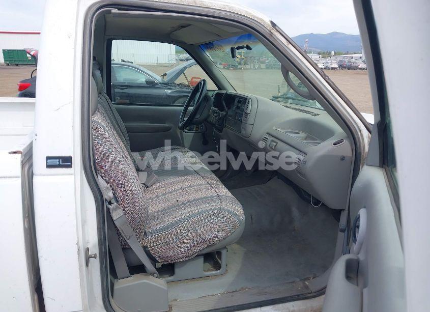 Photo 5 of 1996 Gmc Sierra C1500 (VIN 1GTEC14M2TE538089)