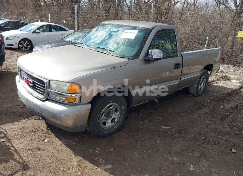 Photo 2 of 2002 Gmc Sierra 1500 SLE (VIN 1GTEC14V32Z334899)