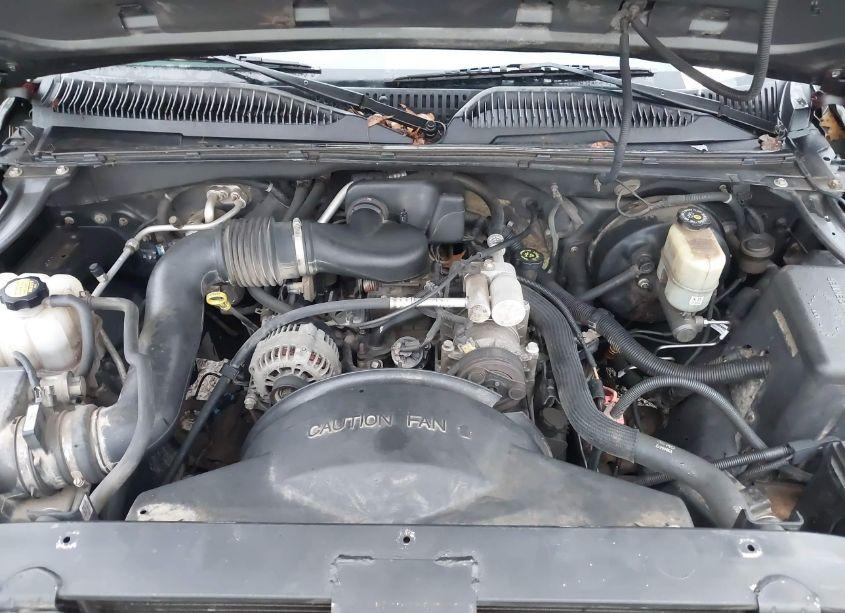 Photo 10 of 2001 Gmc Sierra 1500 SL (VIN 1GTEC14W21Z267591)