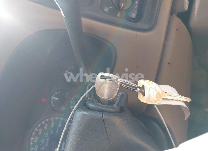 Photo 11 of 1999 Gmc Sierra 1500 SL (VIN 1GTEC14W2XZ508672)