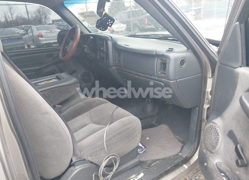 Photo 5 of 2002 Gmc Sierra 1500 STANDARD (VIN 1GTEC14W92Z345088)