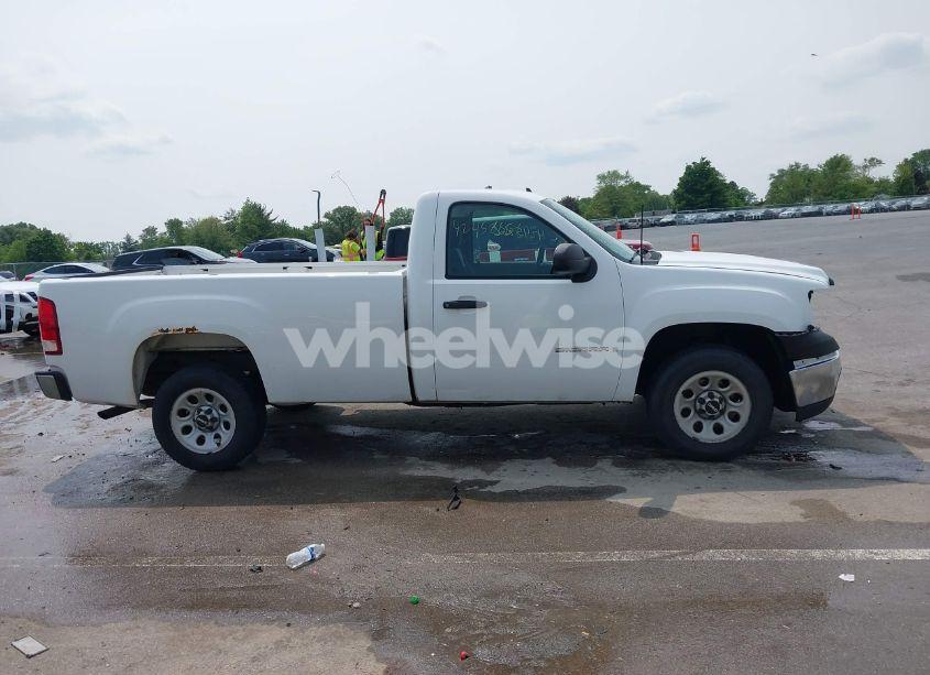 Photo 13 of 2008 Gmc Sierra 1500 WORK TRUCK (VIN 1GTEC14X18Z333101)