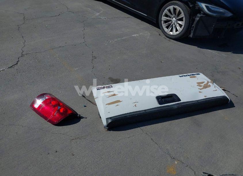 Photo 12 of 2008 Gmc Sierra 1500 WORK TRUCK (VIN 1GTEC14X38Z103737)