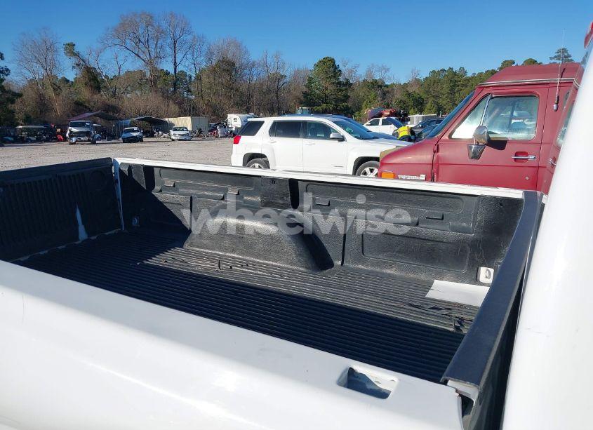 Photo 8 of 2007 Gmc Sierra 1500 CLASSIC WORK TRUCK (VIN 1GTEC14X57Z130467)