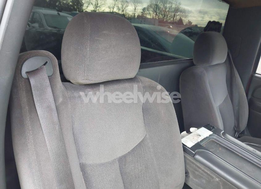 Photo 8 of 2003 Gmc Sierra 1500 (VIN 1GTEC14XX3Z304897)