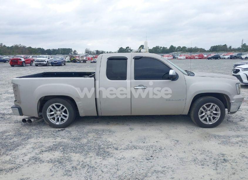Photo 13 of 2007 Gmc Sierra 1500 SLE1 (VIN 1GTEC19C97Z500759)
