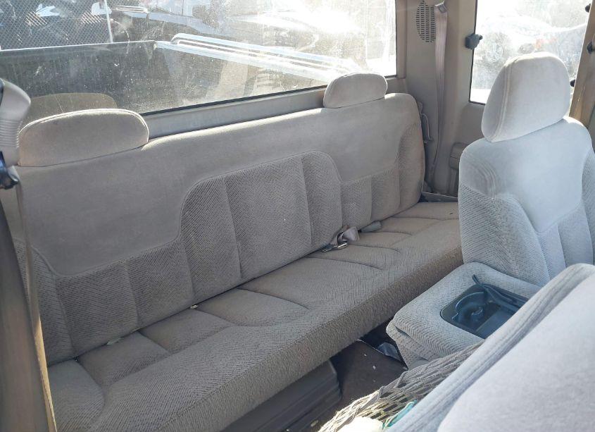 Photo 8 of 1999 Gmc Sierra 1500 SLE (VIN 1GTEC19R9XR509692)