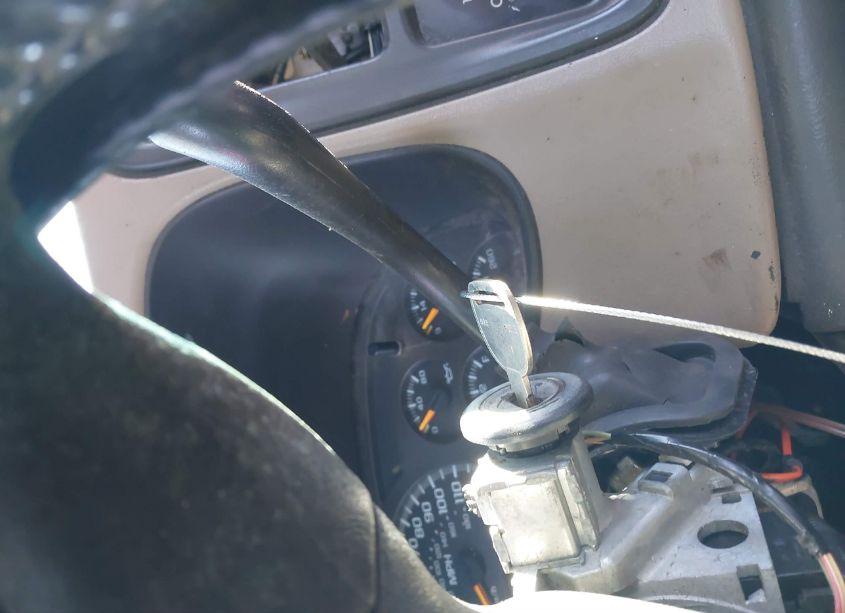 Photo 11 of 2005 Gmc Sierra 1500 SLE (VIN 1GTEC19V35Z356902)