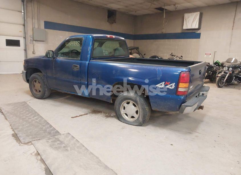 Photo 3 of 2003 Gmc Sierra 1500 (VIN 1GTEK14V33Z242132)