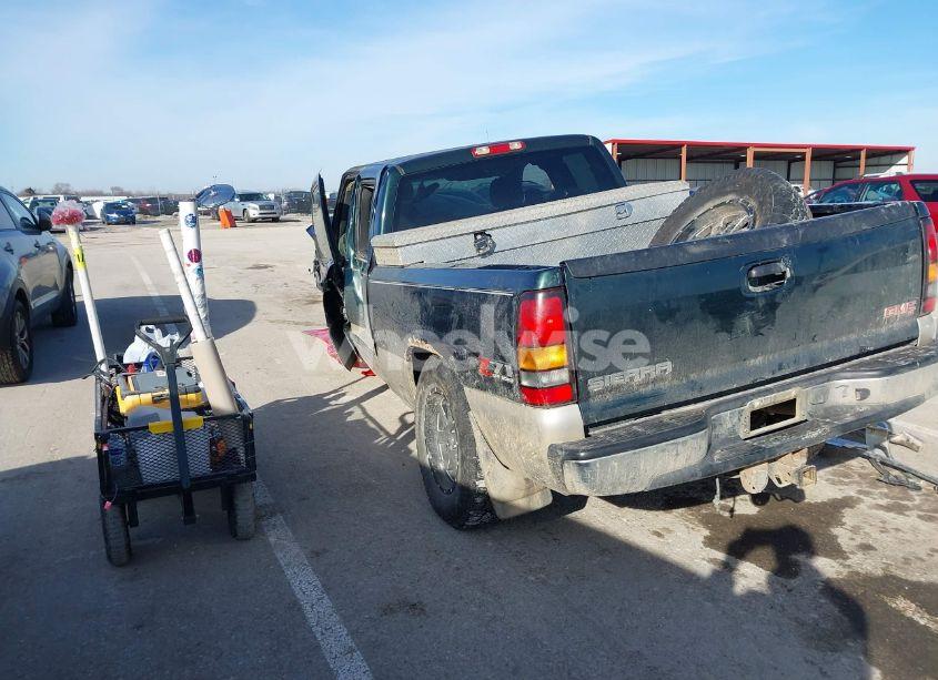 Photo 3 of 2005 Gmc Sierra 1500 SLE (VIN 1GTEK19B15Z256337)