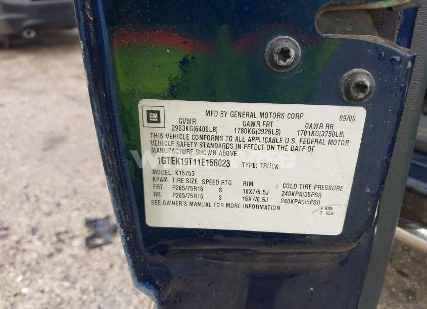 Photo 9 of 2001 Gmc Sierra 1500 SLE (VIN 1GTEK19T11E156023)