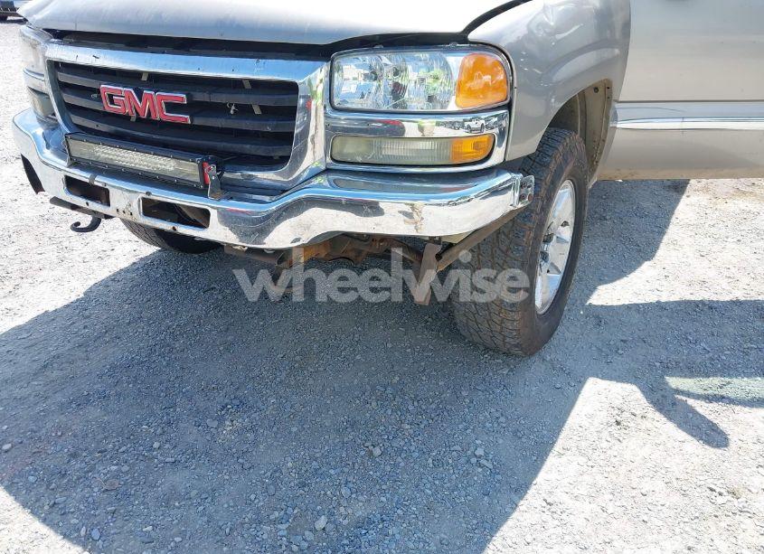 Photo 6 of 2003 Gmc Sierra 1500 SLE (VIN 1GTEK19T43E188001)