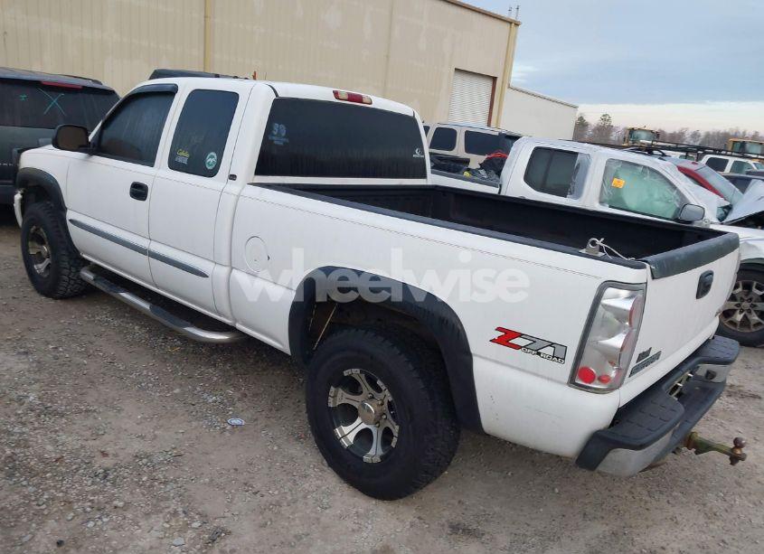 Photo 3 of 2004 Gmc Sierra 1500 SLE (VIN 1GTEK19T44E398888)