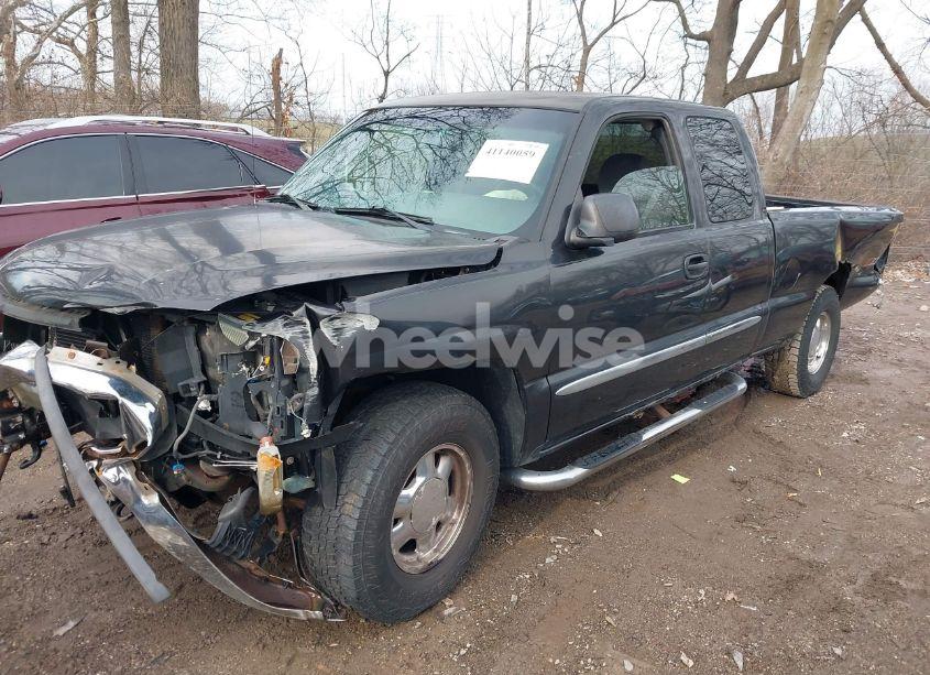 Photo 2 of 2003 Gmc Sierra 1500 SLE (VIN 1GTEK19T53E241692)
