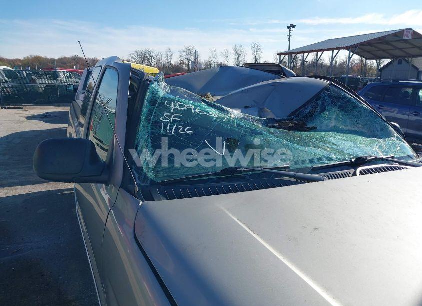 Photo 18 of 2003 Gmc Sierra 1500 SLE (VIN 1GTEK19T63E253740)