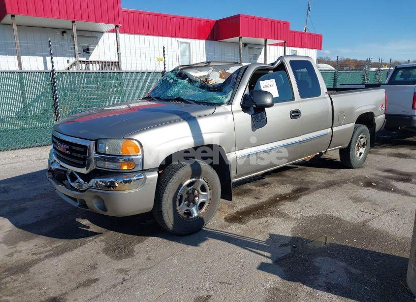 Photo 2 of 2003 Gmc Sierra 1500 SLE (VIN 1GTEK19T63E253740)