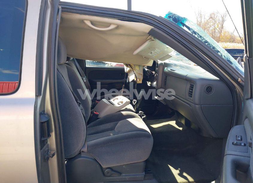 Photo 5 of 2003 Gmc Sierra 1500 SLE (VIN 1GTEK19T63E253740)