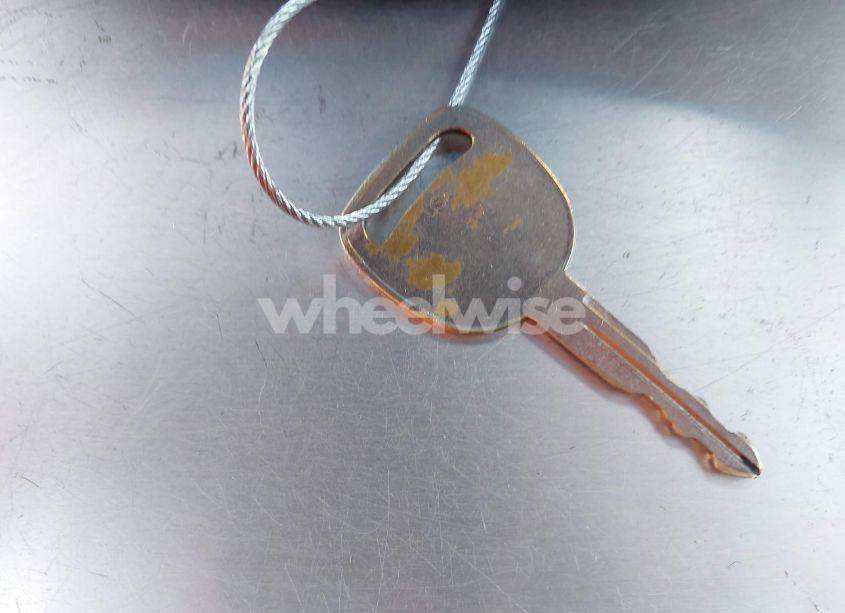 Photo 11 of 2001 Gmc Sierra 1500 SLE (VIN 1GTEK19V81E220303)