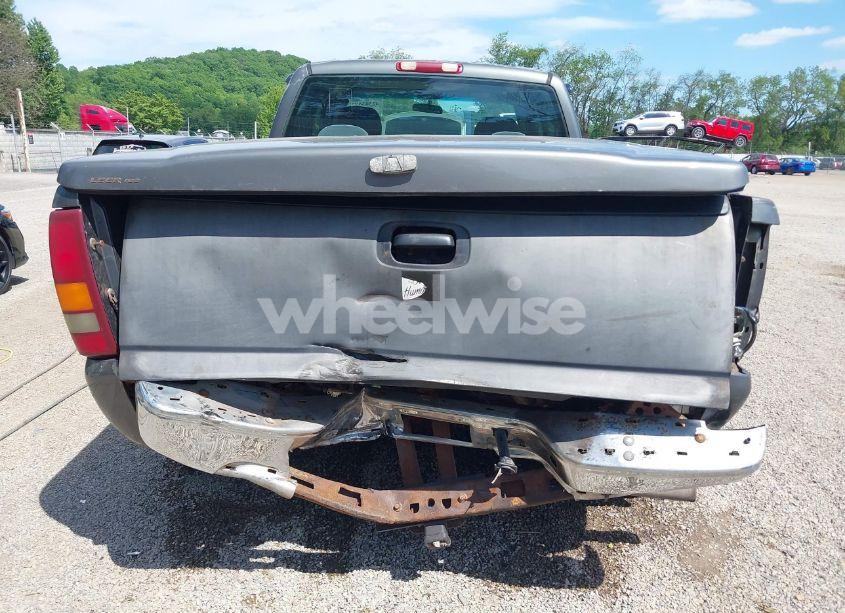 Photo 16 of 2001 Gmc Sierra 1500 SLE (VIN 1GTEK19V81E220303)