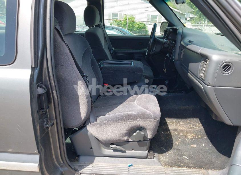 Photo 5 of 2001 Gmc Sierra 1500 SLE (VIN 1GTEK19V81E220303)