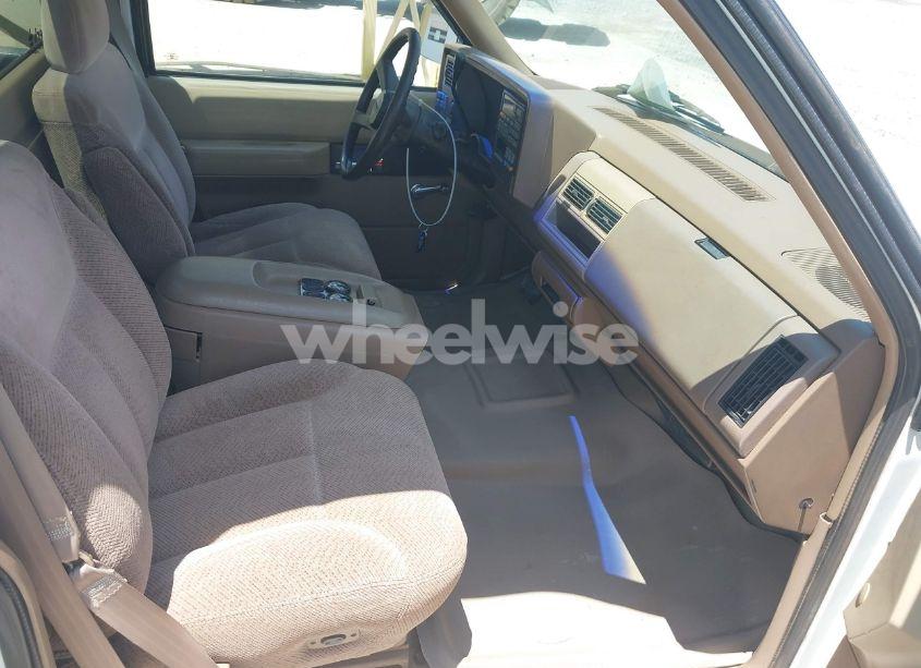 Photo 5 of 1994 Gmc Sierra C2500 (VIN 1GTFC24KXRE522028)