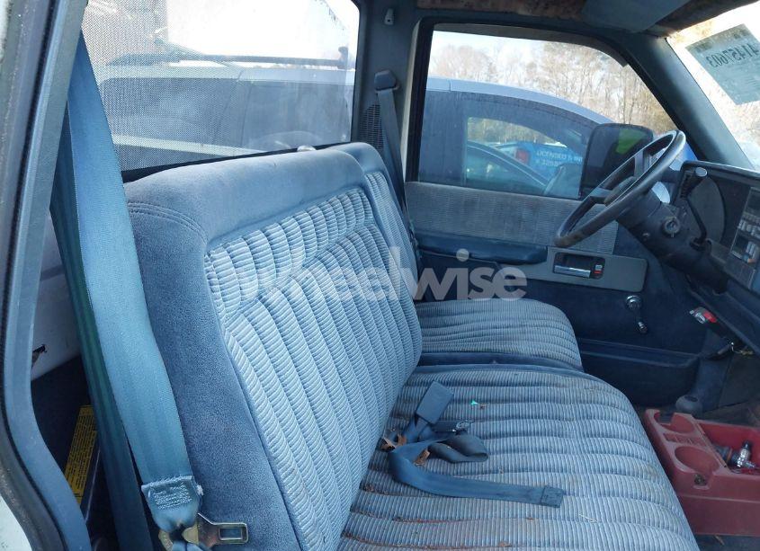 Photo 8 of 1990 Gmc Sierra K2500 (VIN 1GTFK24K8LZ500726)