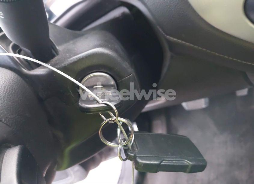 Photo 11 of 2016 Gmc Canyon SLE (VIN 1GTG5CE30G1301490)