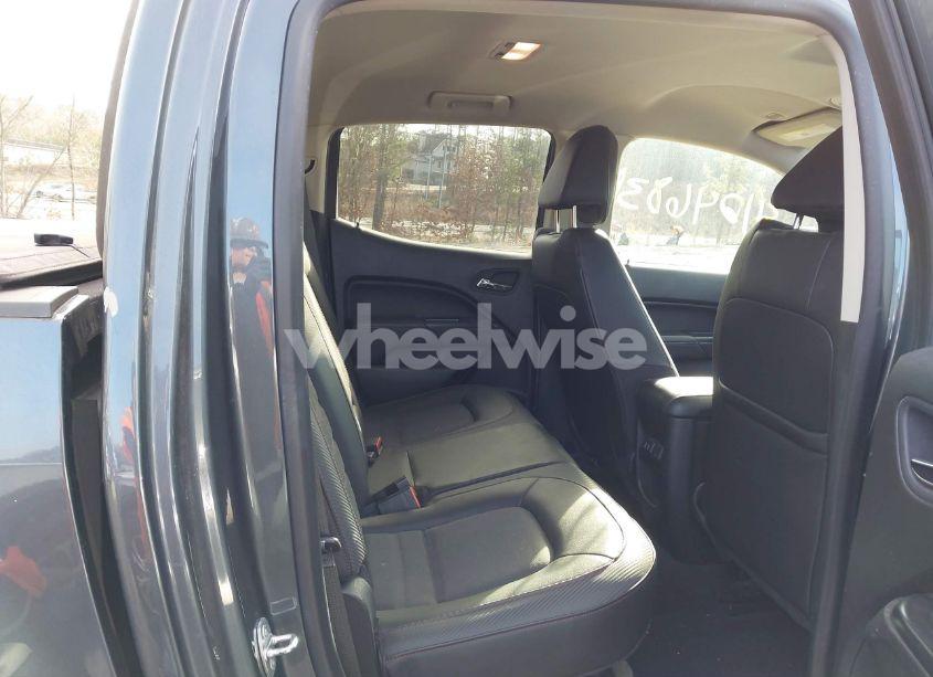 Photo 8 of 2016 Gmc Canyon SLE (VIN 1GTG5CE30G1392597)