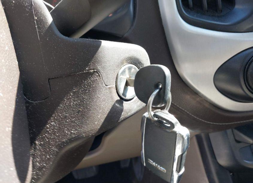 Photo 11 of 2016 Gmc Canyon SLE (VIN 1GTG5CE33G1165744)