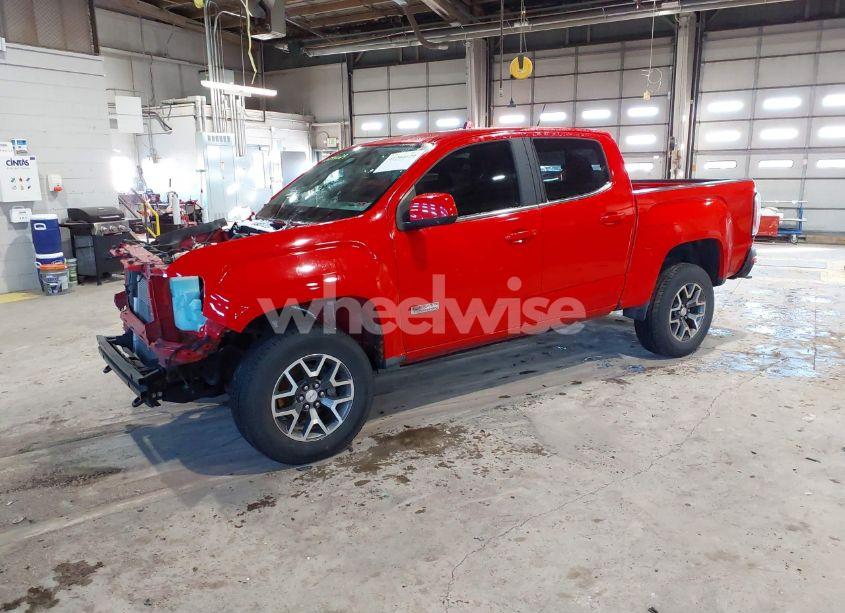 Photo 2 of 2016 Gmc Canyon SLE (VIN 1GTG5CE35G1360700)